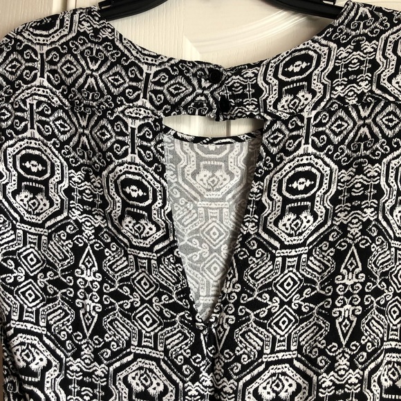 Black & white romper - Picture 3 of 5